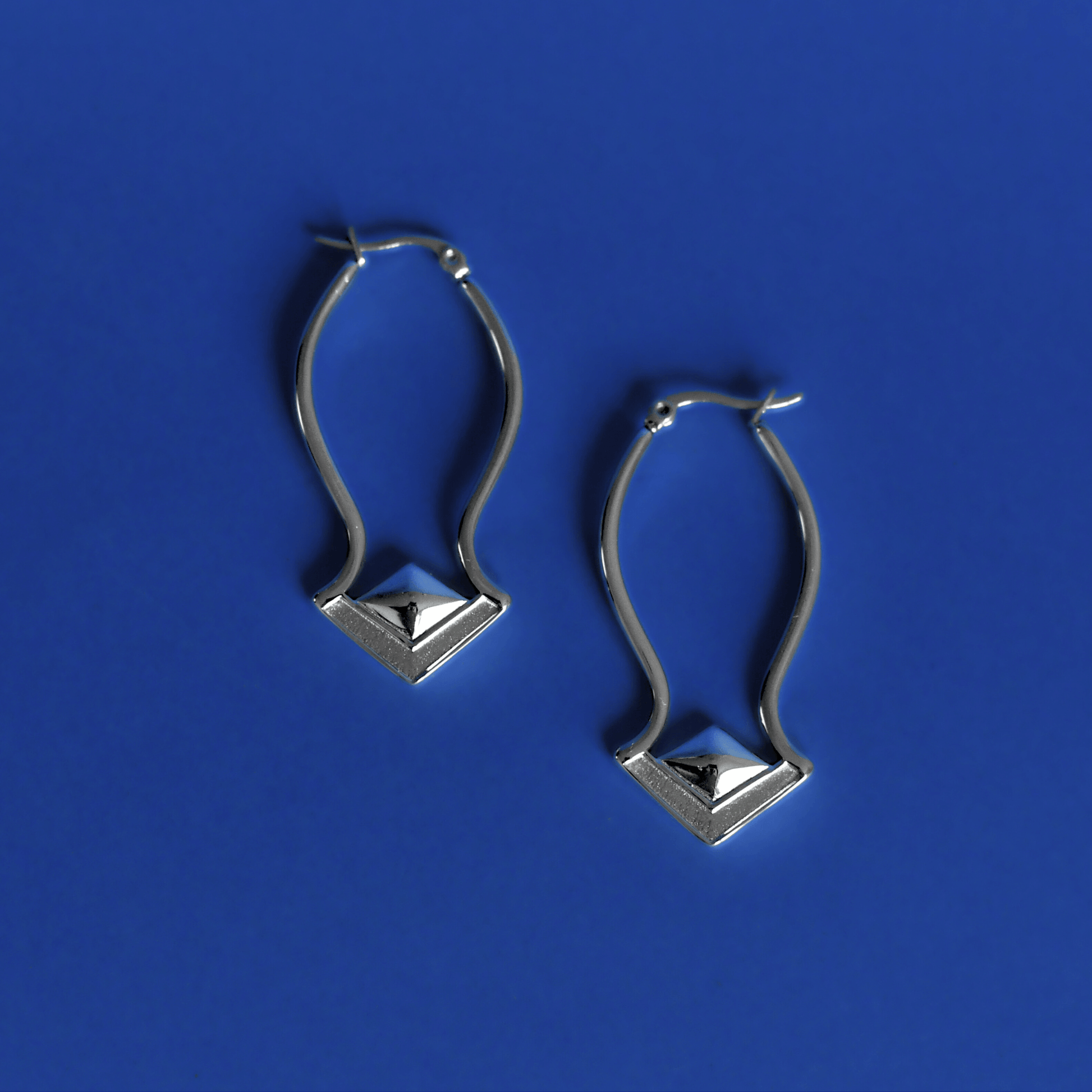 SENTARA stainless steel earrings in silver - Alogan