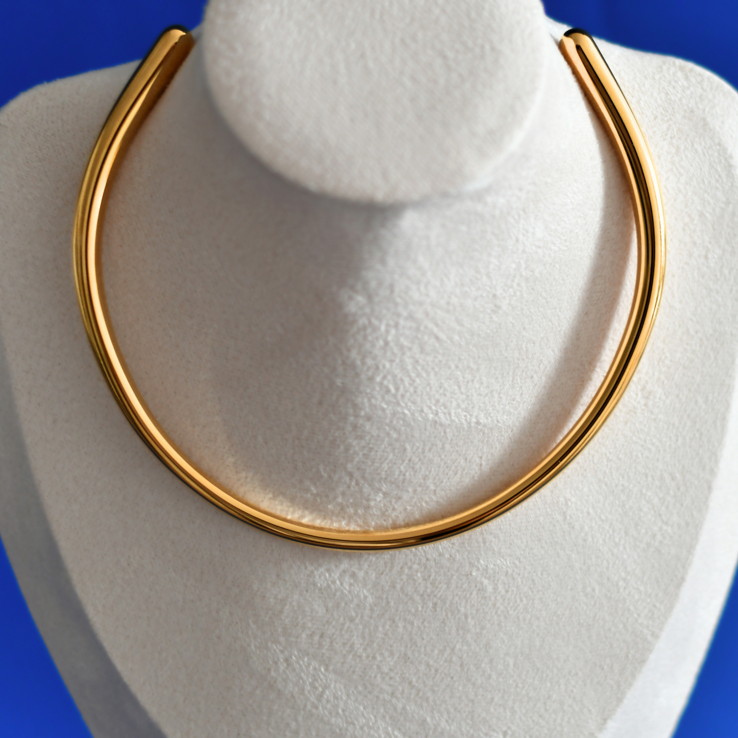 SOLAIRE fashion statement stainless steel necklace in beautiful gold 