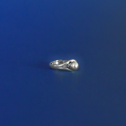 COSMO sterling silver adjustable ring with futuristic design 